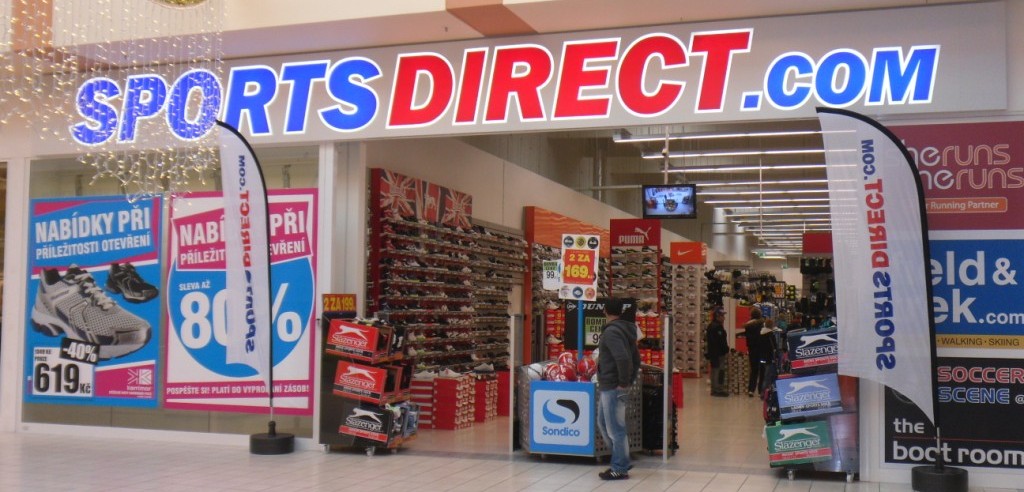 Sports Direct koupil podÃ­l v obchodnÃ­ch domech Debenhams ...