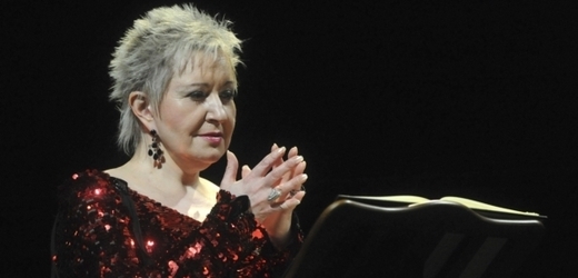 Mezi umělci nominovanými na ceny Thálie za loňský rok je operní pěvkyně Eva Urbanová.