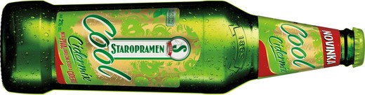 Staropramen nabízí svůj nápoj Cidermix v plechu i v lahvích.