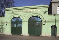 Brána pivovaru Gambrinus.