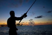 Balonkové rybaření na Kubě.