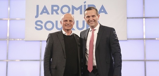 Vlevo kandidát na prezidenta Michal Horáček a generální ředitel Empresa Media Jaromír Soukup.