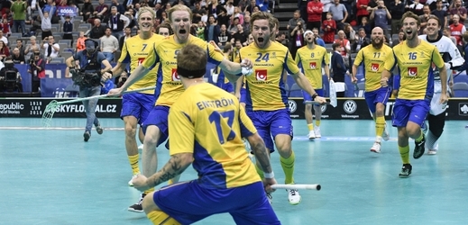 Švédi se na postup nadřeli víc, než čekali. Díky nájezdům jsou ale ve finále.