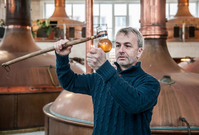 Pivovar Konrad Vratislavice dokončuje linku na plnění plechovek.