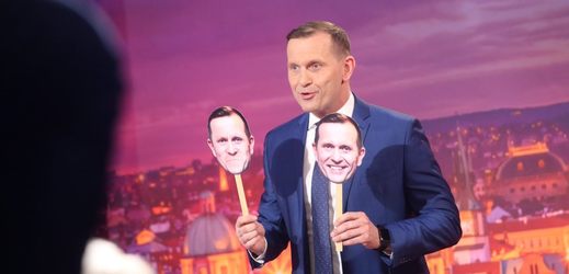 Postrach politiků? Jaromír Soukup představí Politický kabaret.