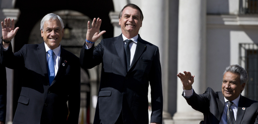 Zleva: prezident Chile, Sebastián Piñera, prezident Brazíli Jair Bolsonaro a vpravo prezident Ekvádoru Lenín Moreno.