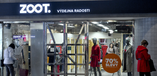Výdejna zboží české internetové prodejny oblečení a doplňků ZOOT na pražském Hlavním nádraží.