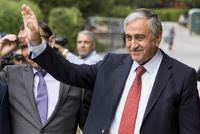 Prezident kyperských Turků Mustafa Akinci.