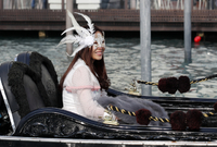 V Benátkách začal karneval, motivem je láska.