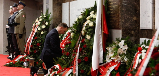 Poláci si připomínají tragickou nehodu u Smolenska (snímek z roku 2018).
